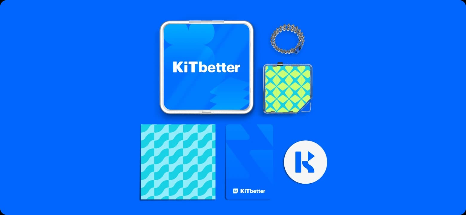 one kit case, one square card, one photocard, one kit